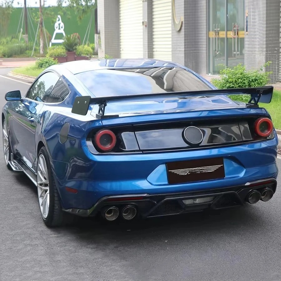 GT500 Style Carbon Fiber Rear Diffuser for  Mustang 5.0 2.3T 2018-2023 New Condition Body Kit with Exhaust Bumper Cut-Outs